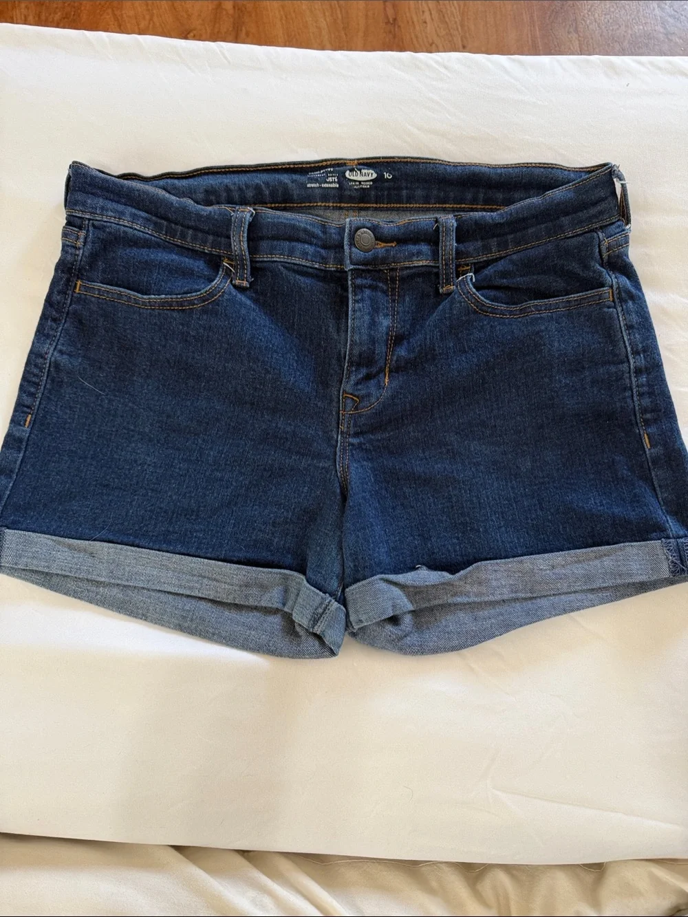 Old Navy Semi-Fitted Dark Blue Rolled-Hem Denim Shorts